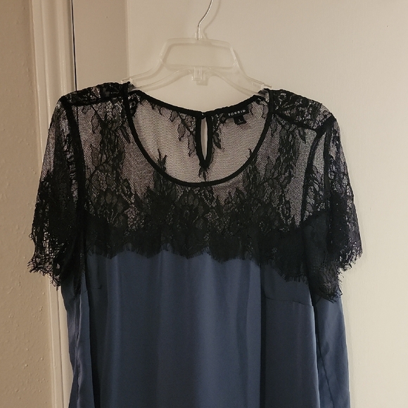 Torrid Black Lace Mesh Top - Picture 1 of 4